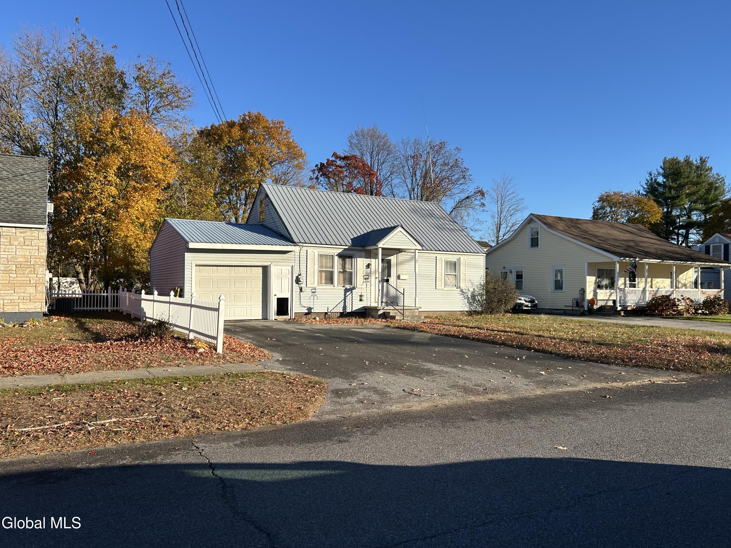 91 3rd Street Glens Falls, NY 12801 - Photo 3 of 24 IMG_9941