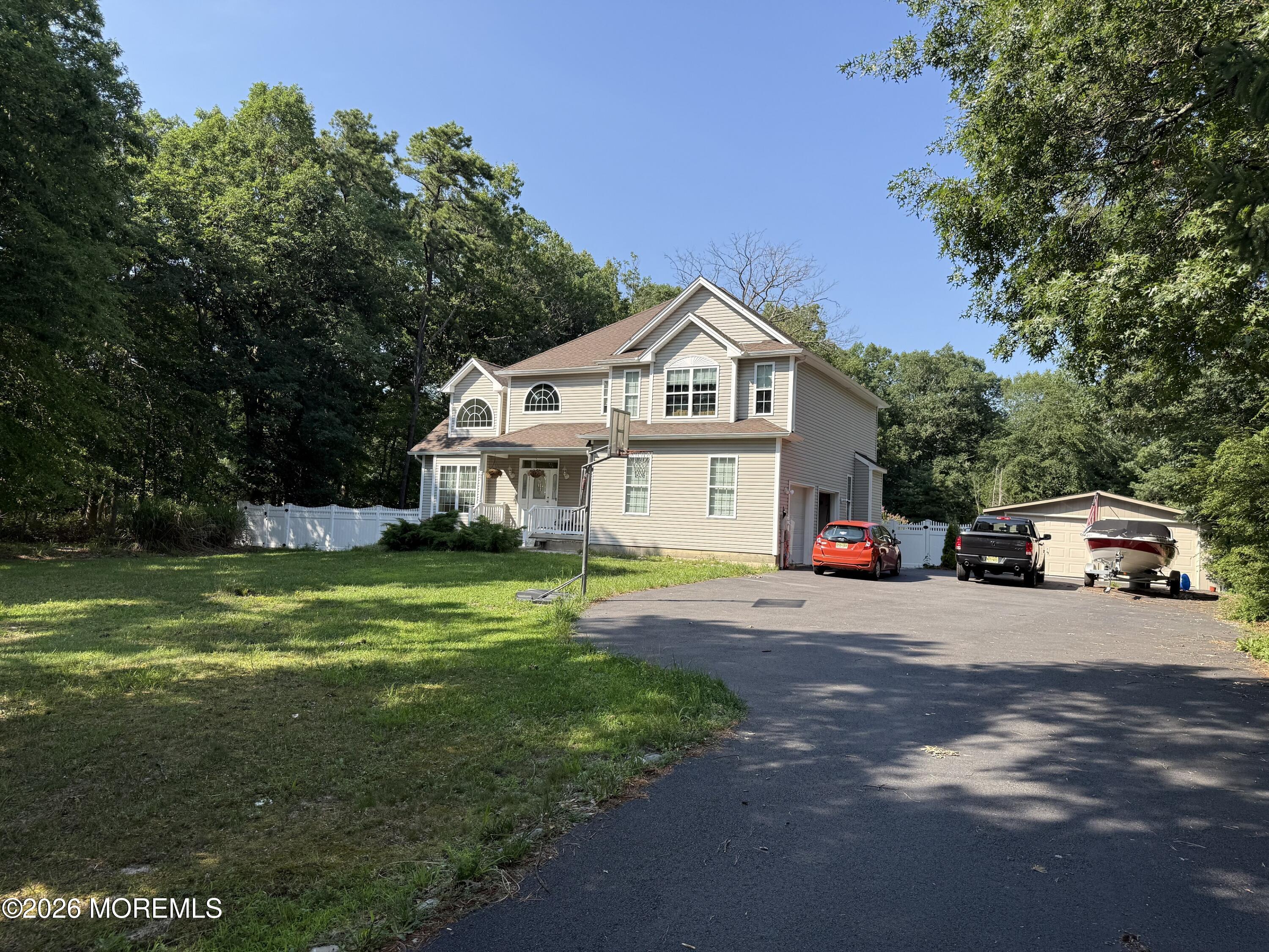 35 Lacey Road Whiting, NJ 08759 - Photo 17 of 20 side view with extra garages