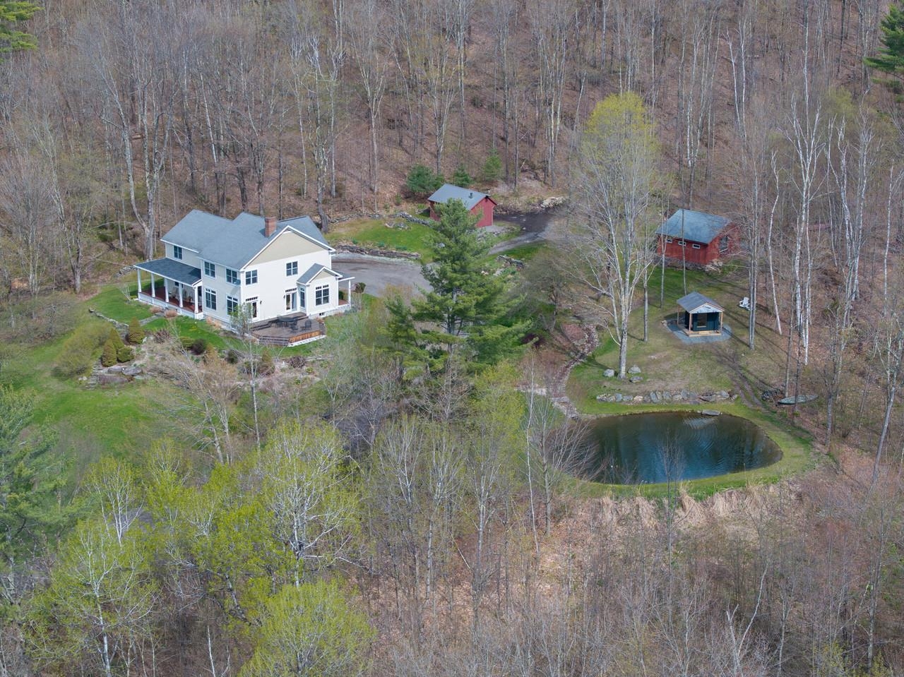 10 Hedgehog Hill Road Underhill, VT 05489 - Photo 4 of 60