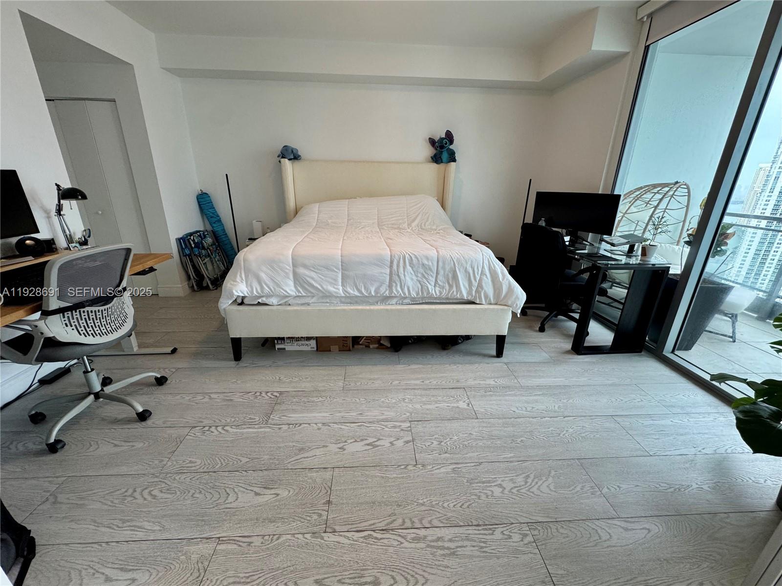 90 Southwest 3rd Street, Unit 3112 Miami, FL 33130 - Photo 12 of 43