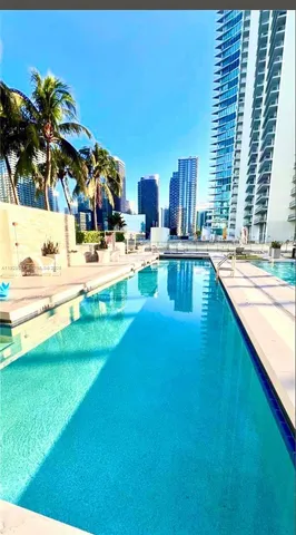 $3,200 | 90 Southwest 3rd Street, Unit 3112, Miami, FL 33130
