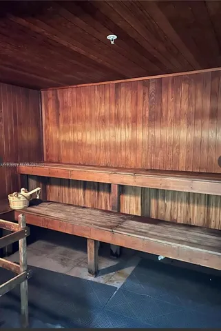 $3,200 | 90 Southwest 3rd Street, Unit 3112, Miami, FL 33130