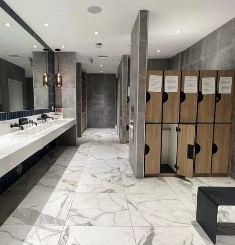 $3,200 | 90 Southwest 3rd Street, Unit 3112, Miami, FL 33130