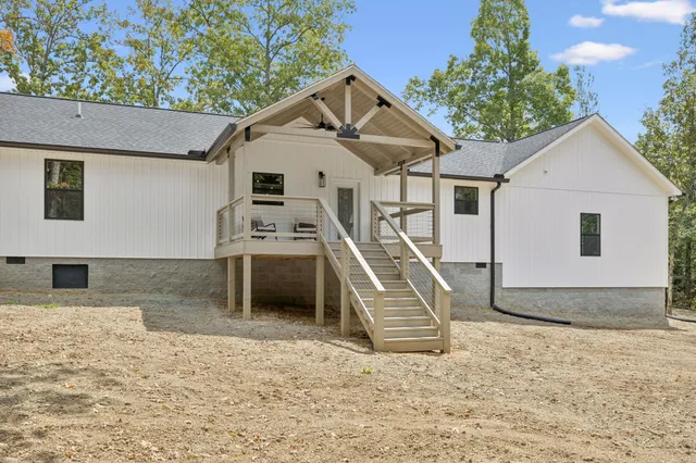 $469,900 | 116 Boyd Lane, Hohenwald, TN 38462