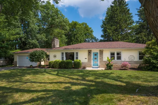 $639,900 | 210 Fairlawn Drive, Columbus, OH 43214