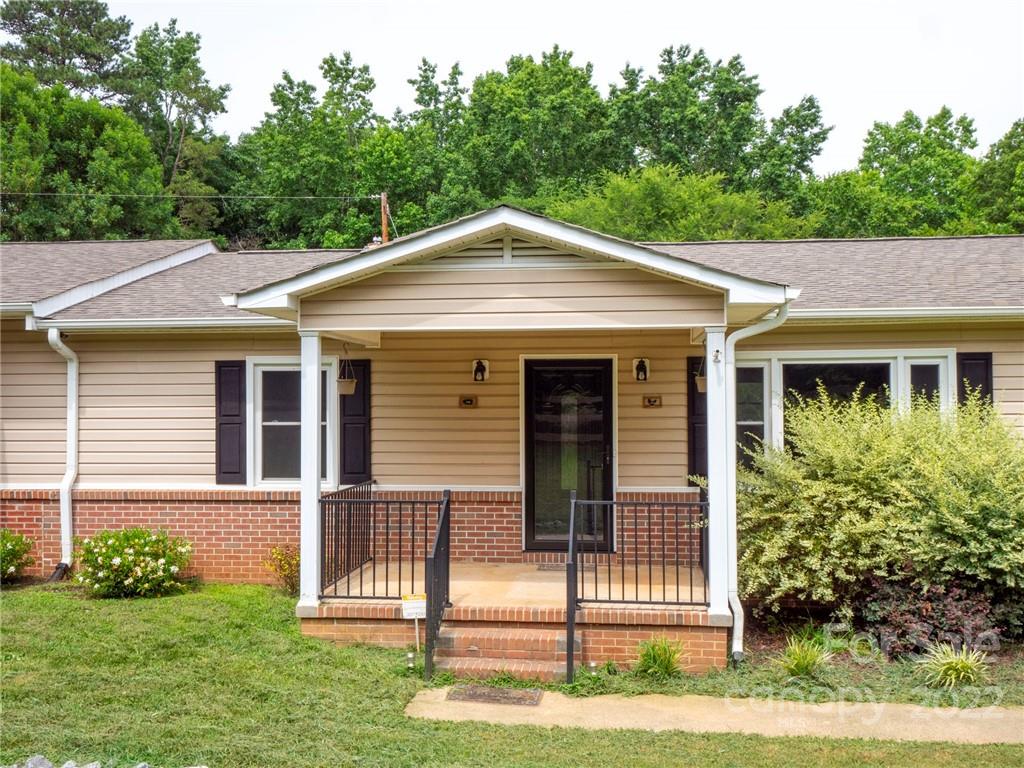 504 South Paraham Road York, SC 29745 - Photo 2 of 45 Gallery Image 2
