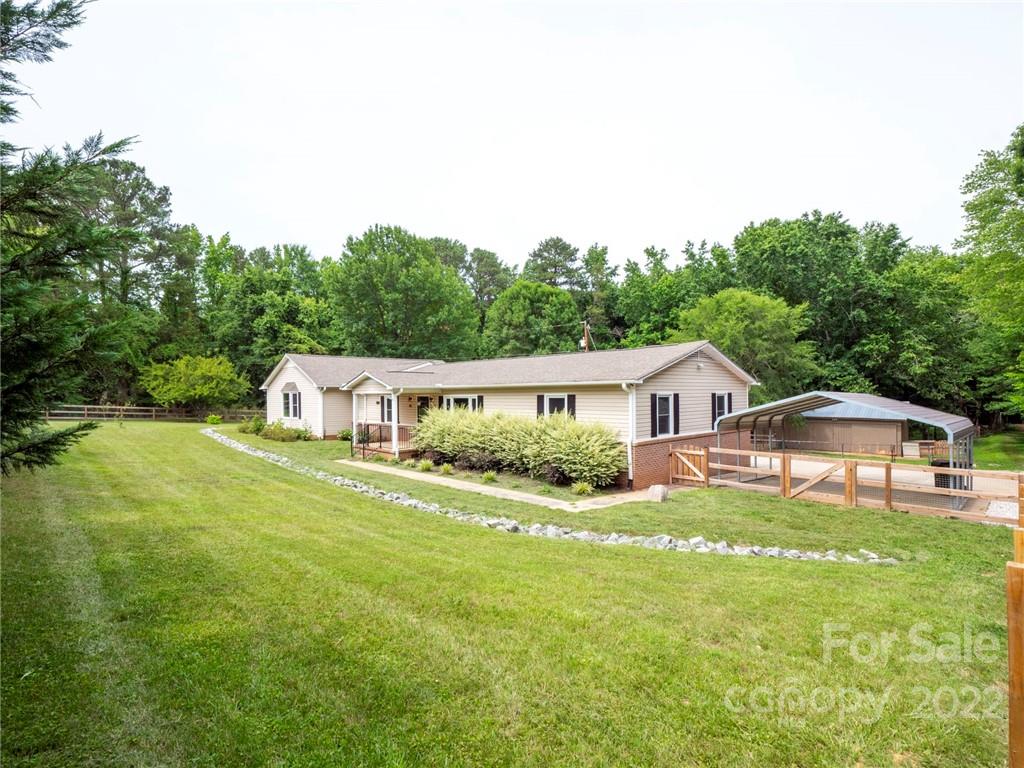 504 South Paraham Road York, SC 29745 - Photo 3 of 45 Gallery Image 3