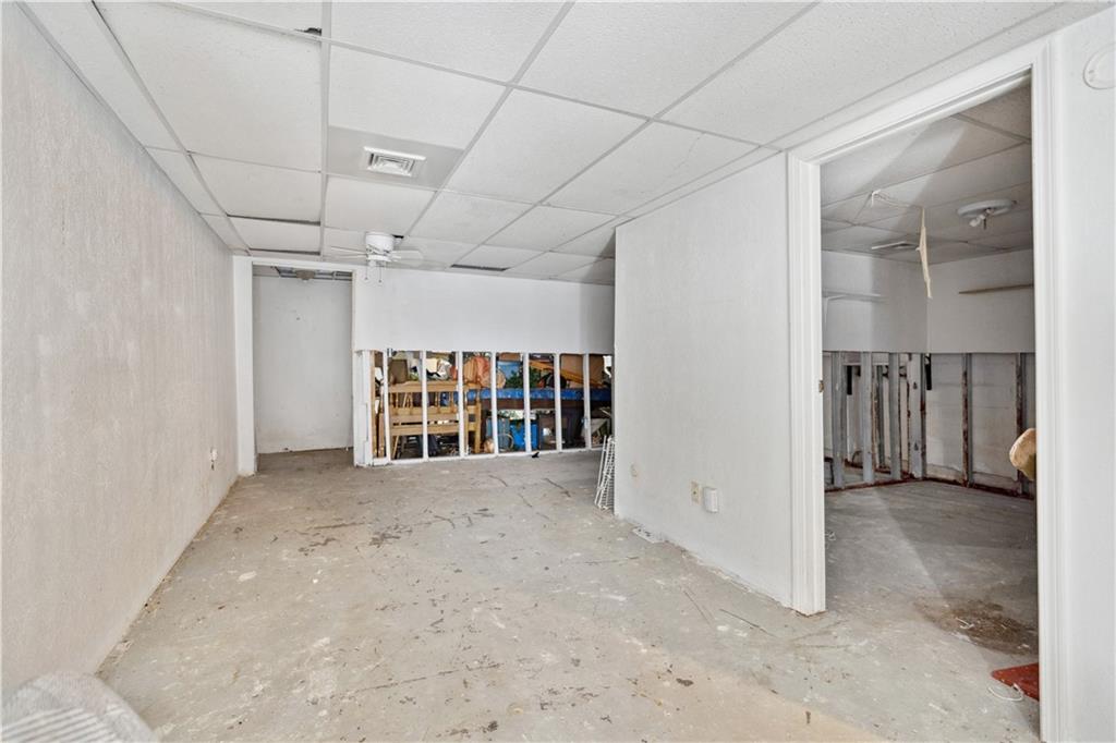 476 Cecil-Henderson Road Cecil, PA 15321 - Photo 23 of 37 a view of an empty room with window