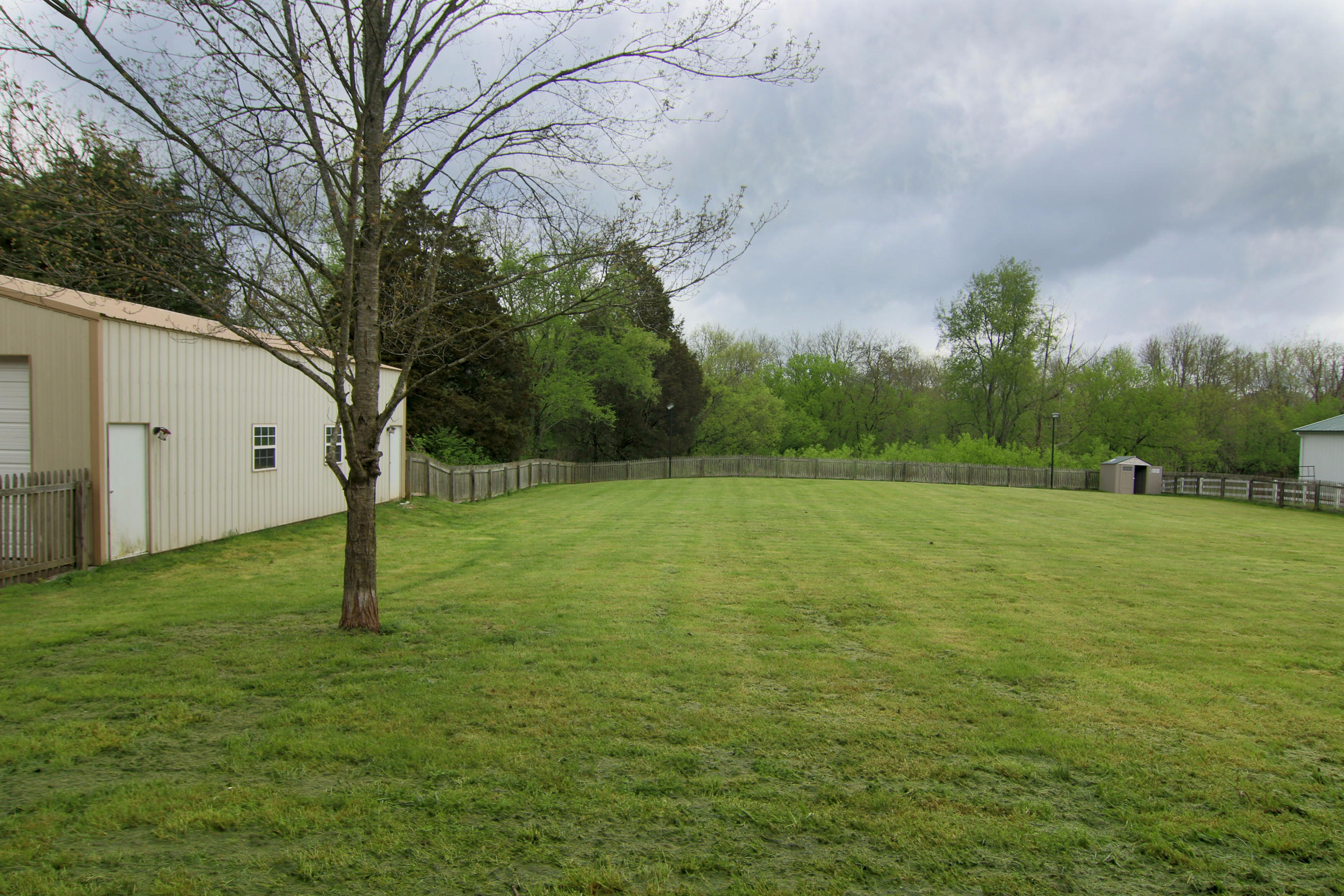 2523 Cunningham Road Knoxville, TN 37918 - Photo 33 of 33 32
