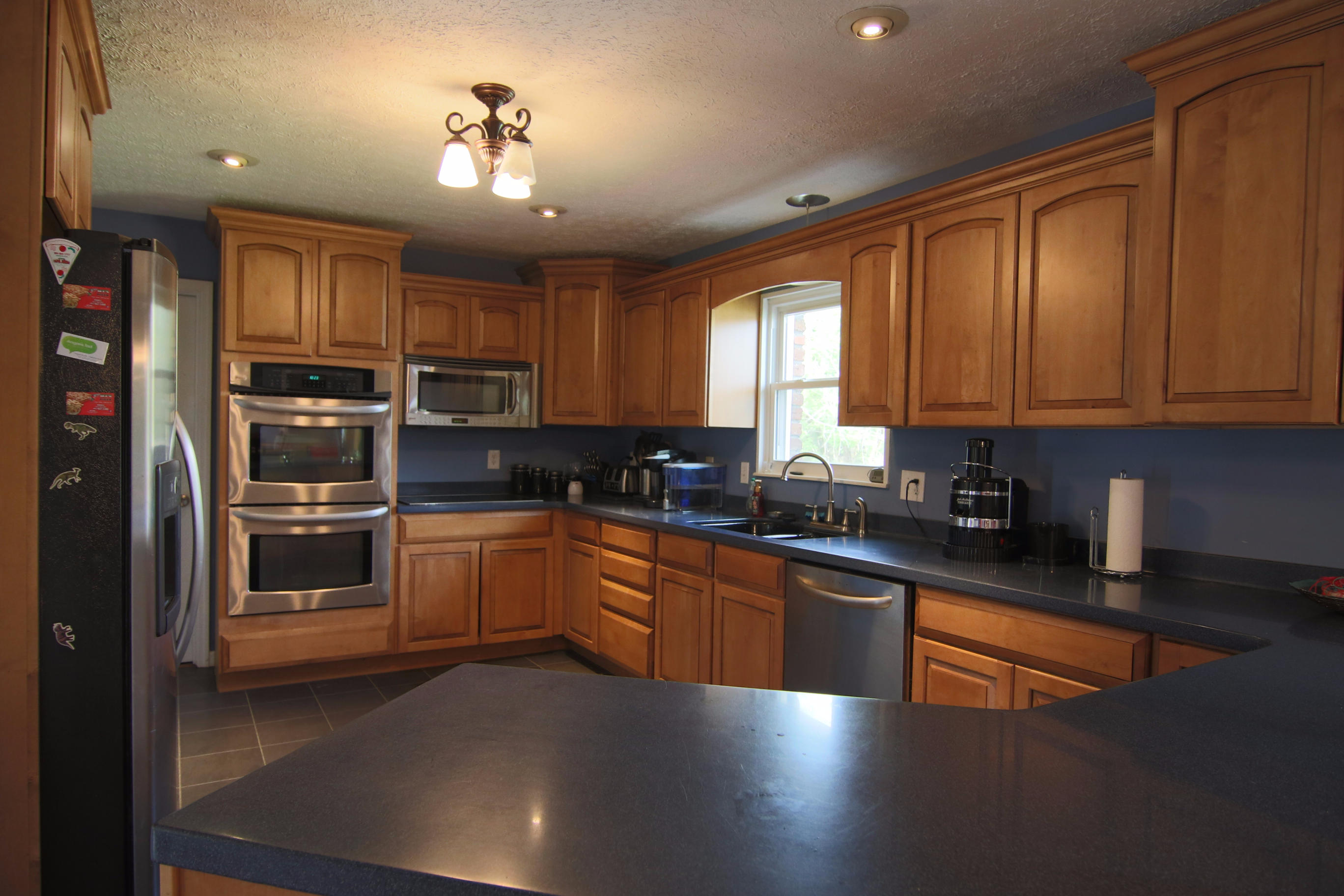2523 Cunningham Road Knoxville, TN 37918 - Photo 9 of 33 09