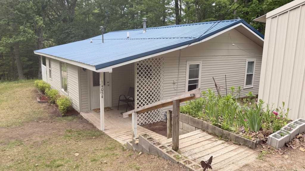 14054 Pointe Road Atlanta, MI 49709 - Photo 3 of 26