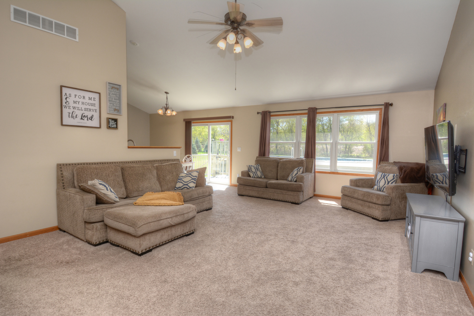 8556 South Rood Road Kingston, IL 60145 - Photo 6 of 37