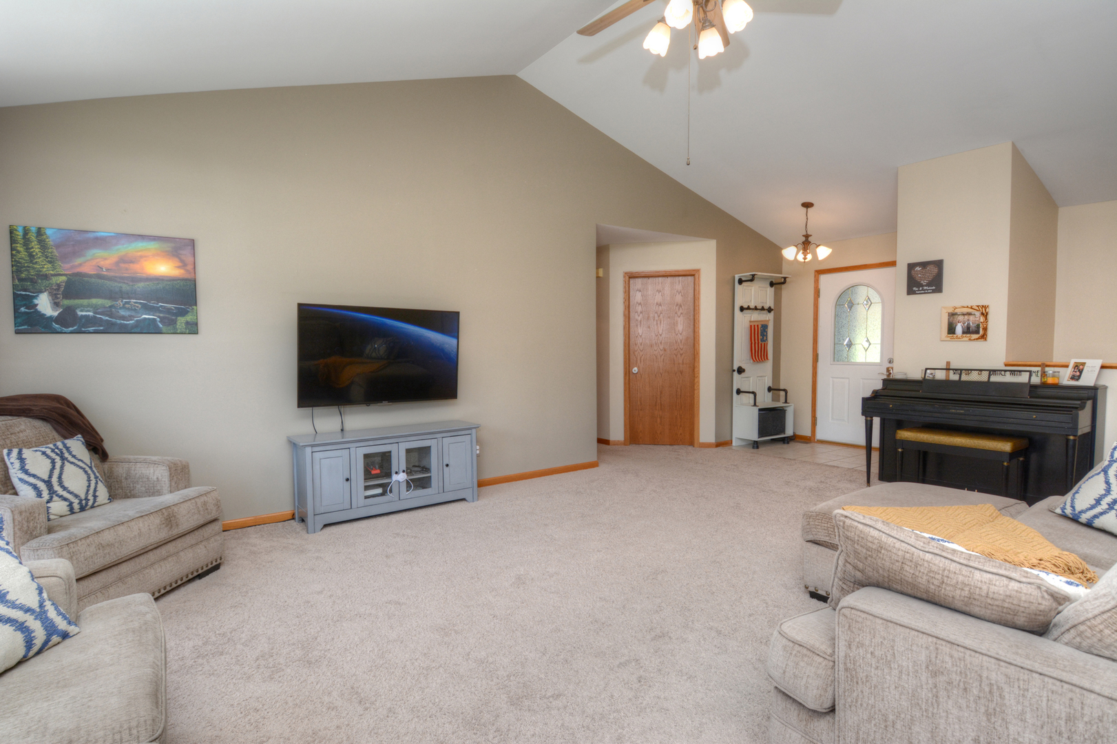8556 South Rood Road Kingston, IL 60145 - Photo 8 of 37