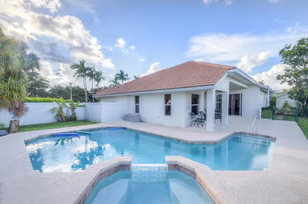 $3,800 | 2962 Bolton Court, Wellington, FL 33414