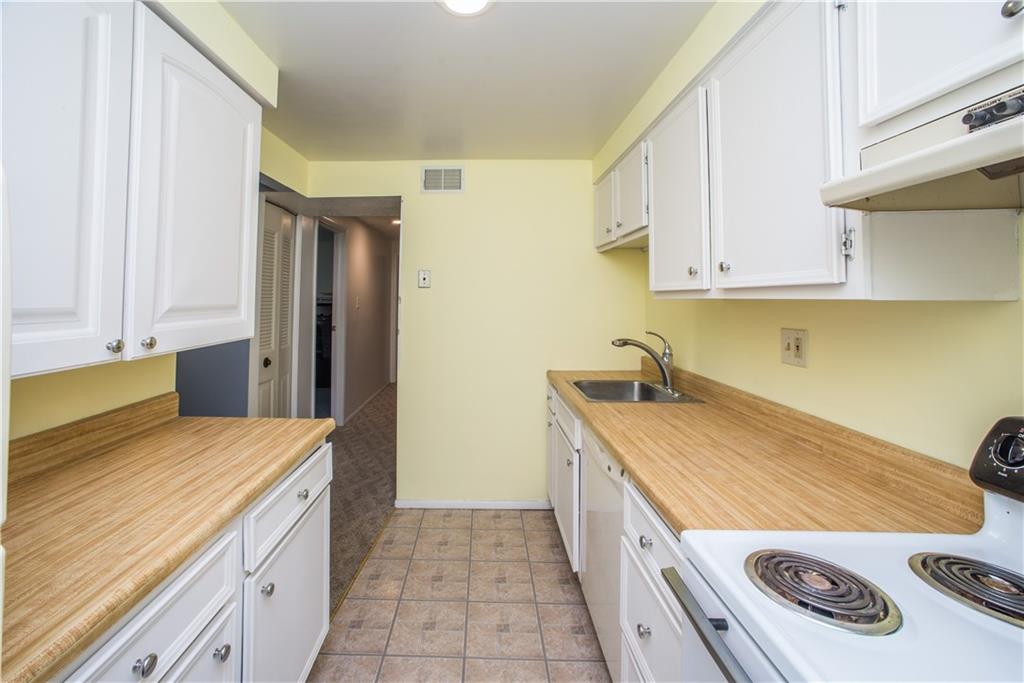 2469 Brook Ledge Road, Unit A21 Bridgeville, PA 15017 - Photo 14 of 25 Gallery Image 14