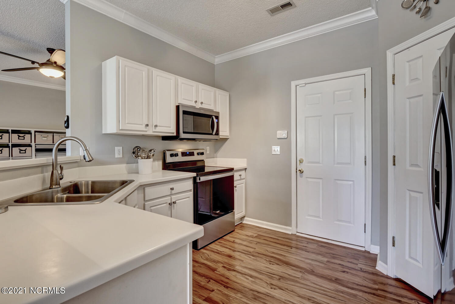 102 Olde Well Loop Road Wilmington, NC 28411 - Photo 11 of 28 102 Olde Well Loop Rd-large-012-013-P456