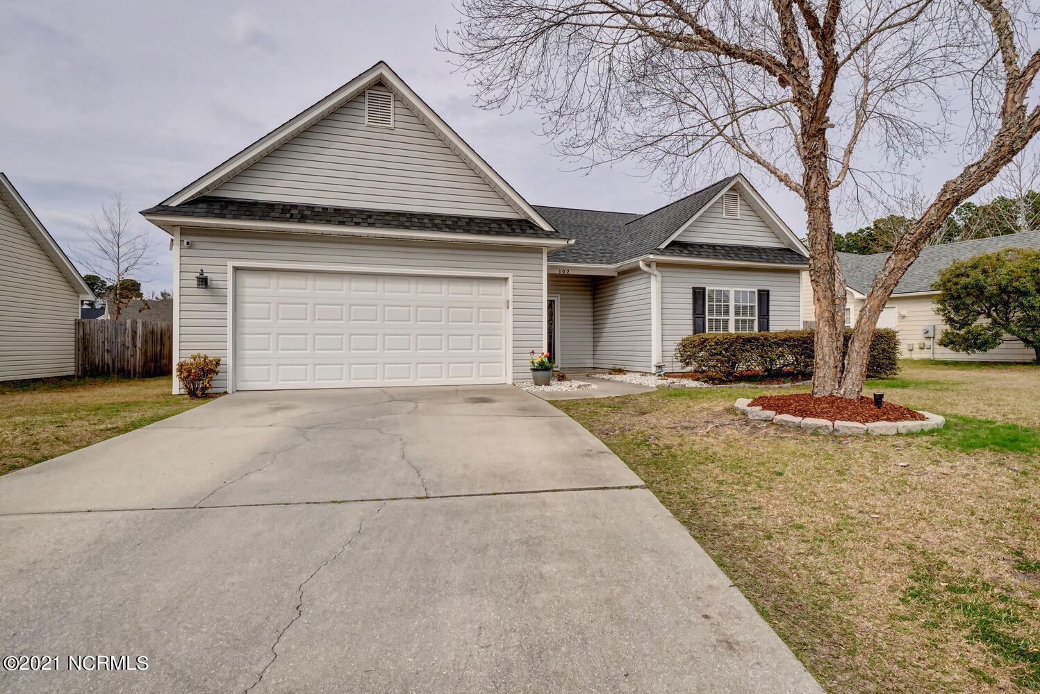 102 Olde Well Loop Road Wilmington, NC 28411 - Photo 2 of 28 102 Olde Well Loop Rd-large-002-003-P456