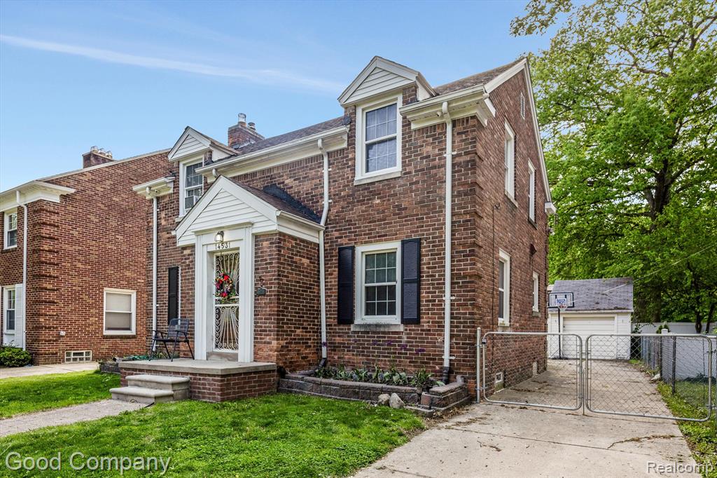 14531 Stahelin Road Detroit, MI 48223 - Photo 4 of 31
