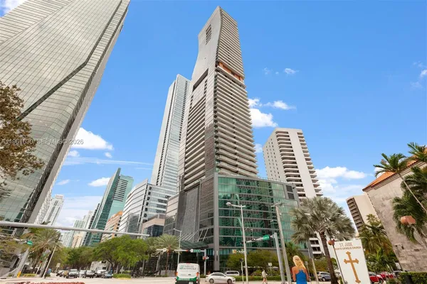 a view of buildings