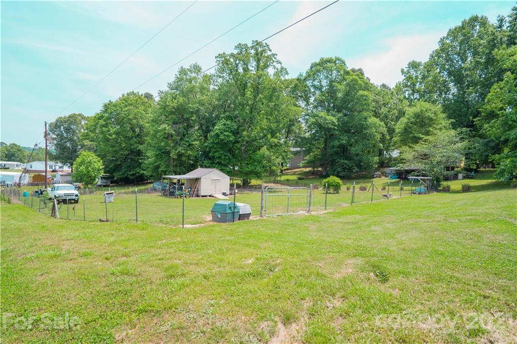 504 Stoney Point Road Kings Mountain, NC 28086 - Photo 15 of 23 Gallery Image 15