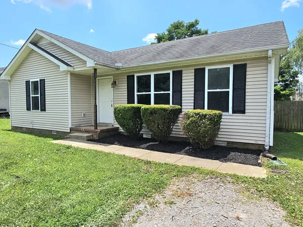 $1,295 | 1331 Hugh Hunter Road, Oak Grove, KY 42262