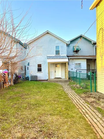 a house view with a outdoor space