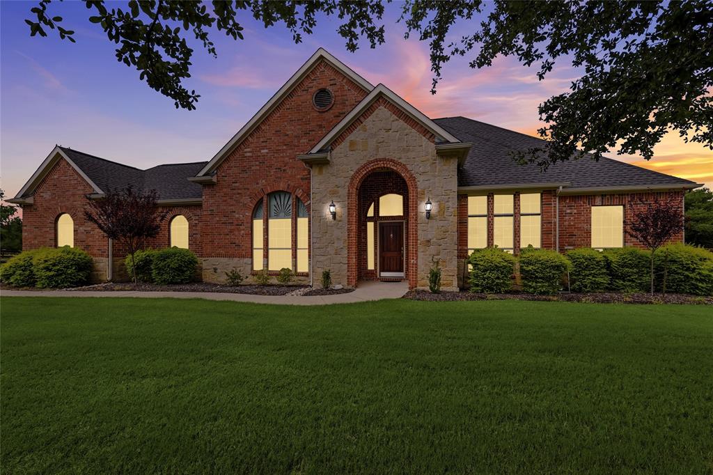 2705 Winthrop Hill Road Denton, TX 76226 - Photo 2 of 30