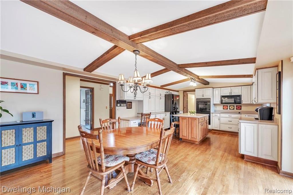 3633 Summit Ridge Drive Rochester Hills, MI 48306 - Photo 24 of 53