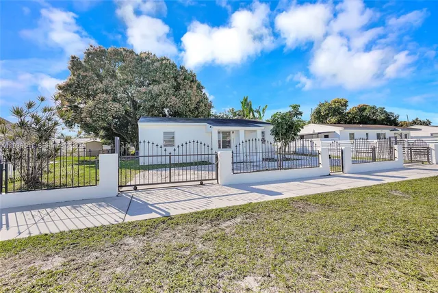 $509,000 | 2932 Northwest 159th Street, Miami Gardens, FL 33054