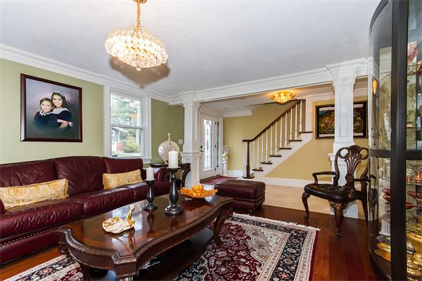 11 Tanglewood Road Needham, MA 02494 - Photo 3 of 29 Gallery Image 3