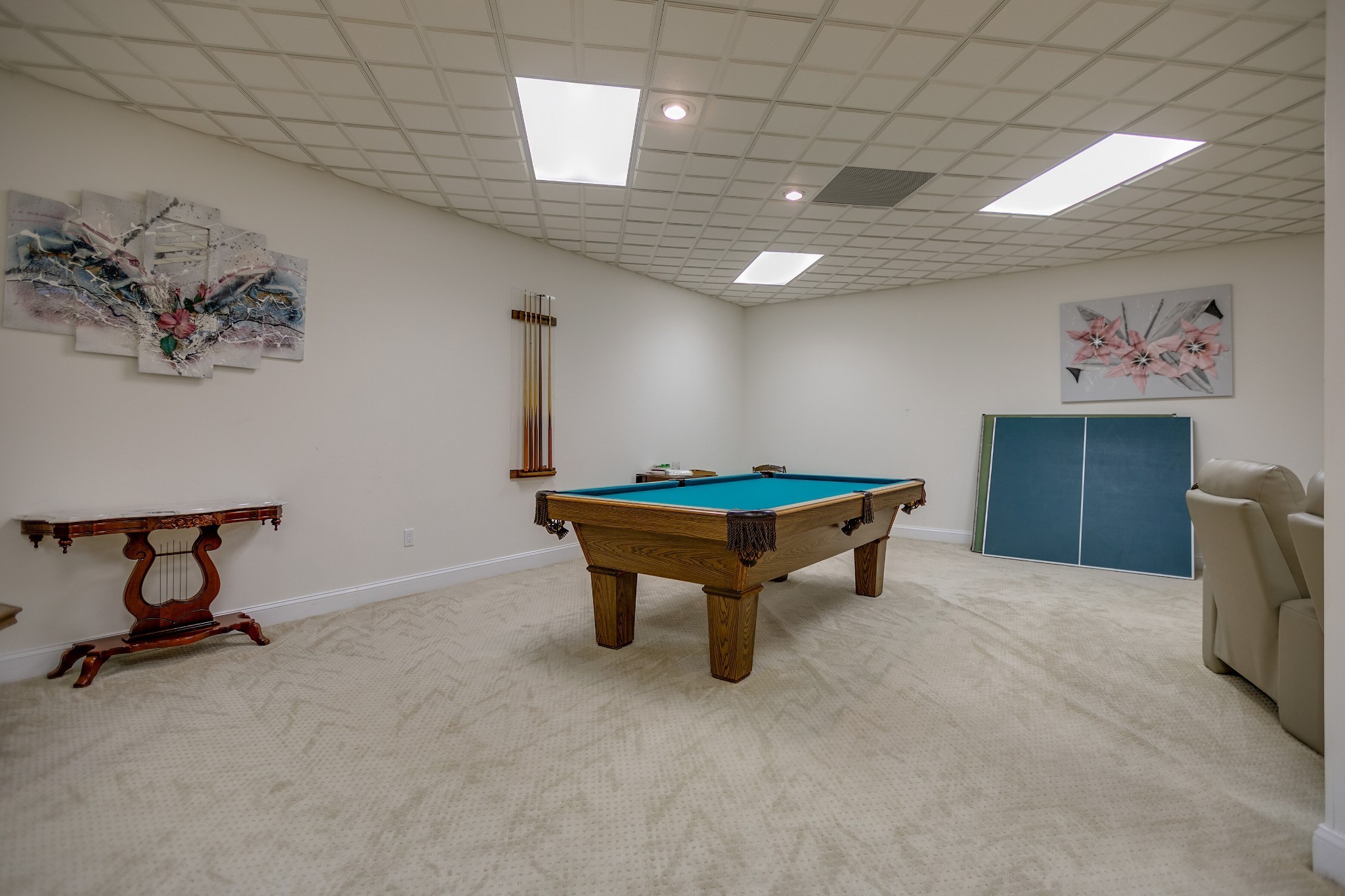 970 9th Street Lawrenceburg, TN 38464 - Photo 50 of 50 a room with furniture and window