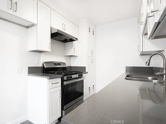 $1,800 | 12536 Oxford Avenue, Unit A, Hawthorne, CA 90250