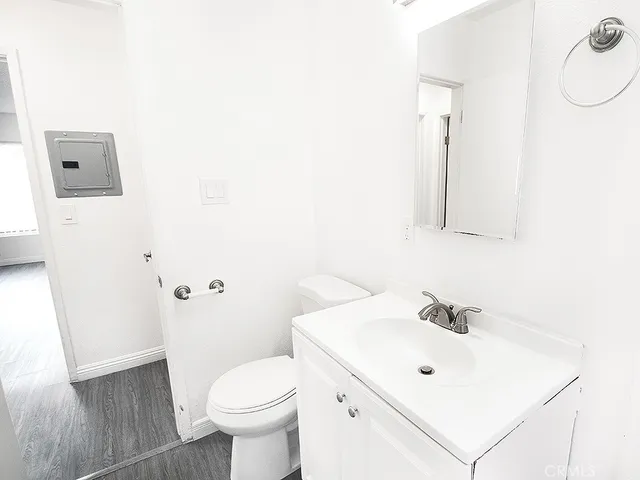 $1,800 | 12536 Oxford Avenue, Unit A, Hawthorne, CA 90250