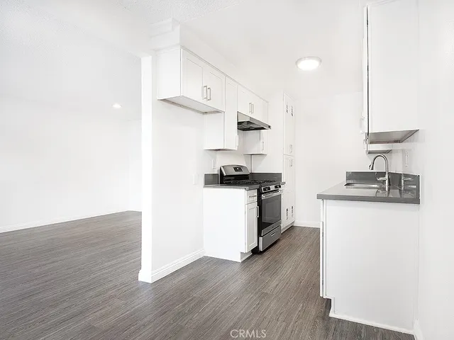 $1,800 | 12536 Oxford Avenue, Unit A, Hawthorne, CA 90250