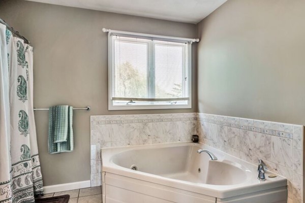 12 Old Farm Road Woburn, MA 01801 - Photo 18 of 30 Gallery Image 18