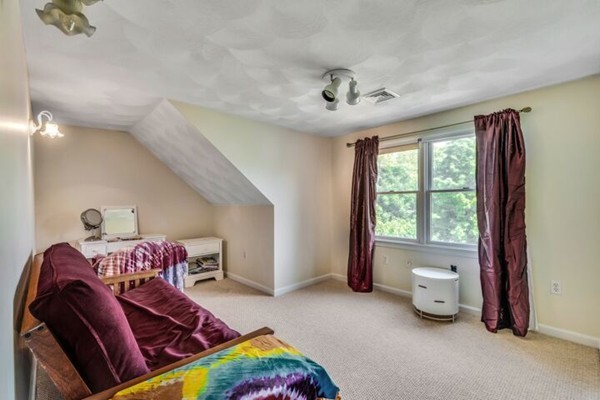 12 Old Farm Road Woburn, MA 01801 - Photo 23 of 30 Gallery Image 23