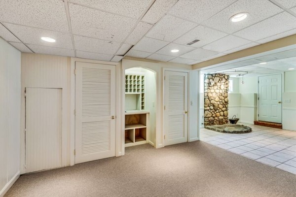 12 Old Farm Road Woburn, MA 01801 - Photo 24 of 30 Gallery Image 24