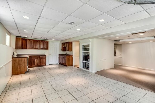 12 Old Farm Road Woburn, MA 01801 - Photo 27 of 30 Gallery Image 27