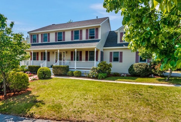 12 Old Farm Road Woburn, MA 01801 - Photo 3 of 30 Gallery Image 3