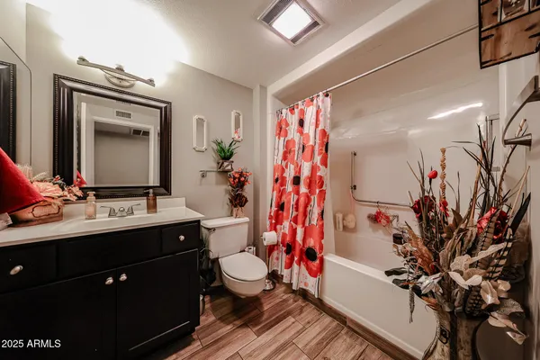 $249,900 | 17447 North 99th Drive, Sun City, AZ 85373