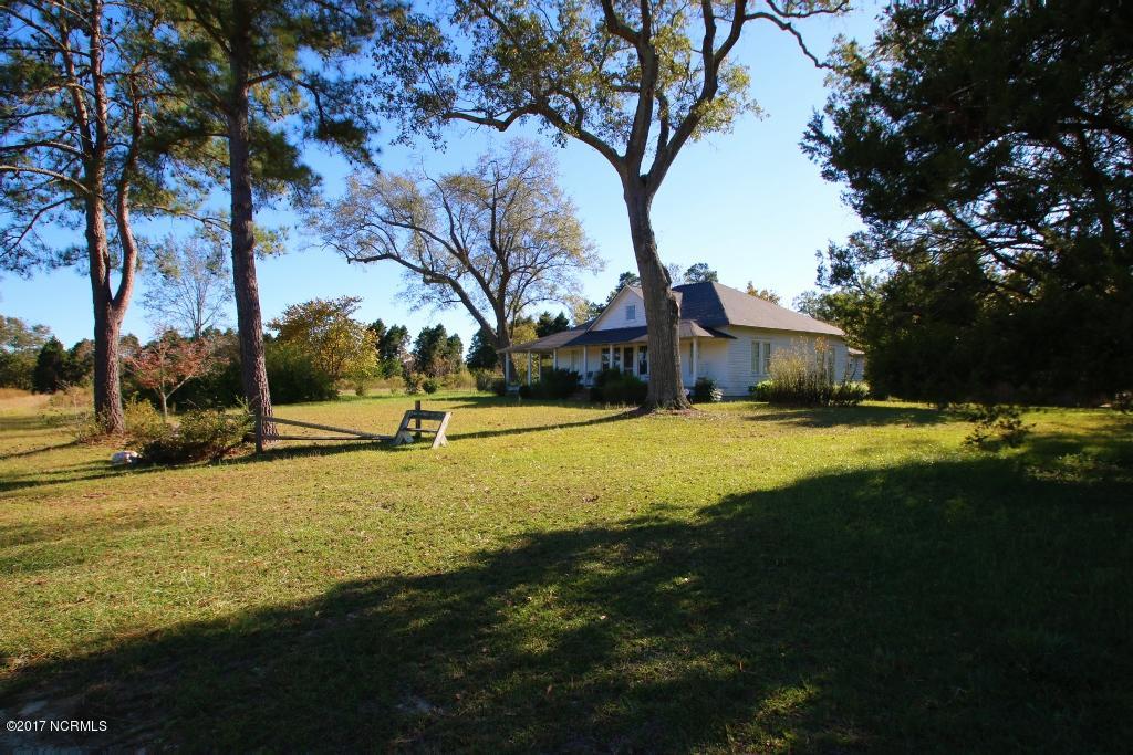 465 Andrews Road Red Springs, NC 28377 - Photo 4 of 50 3