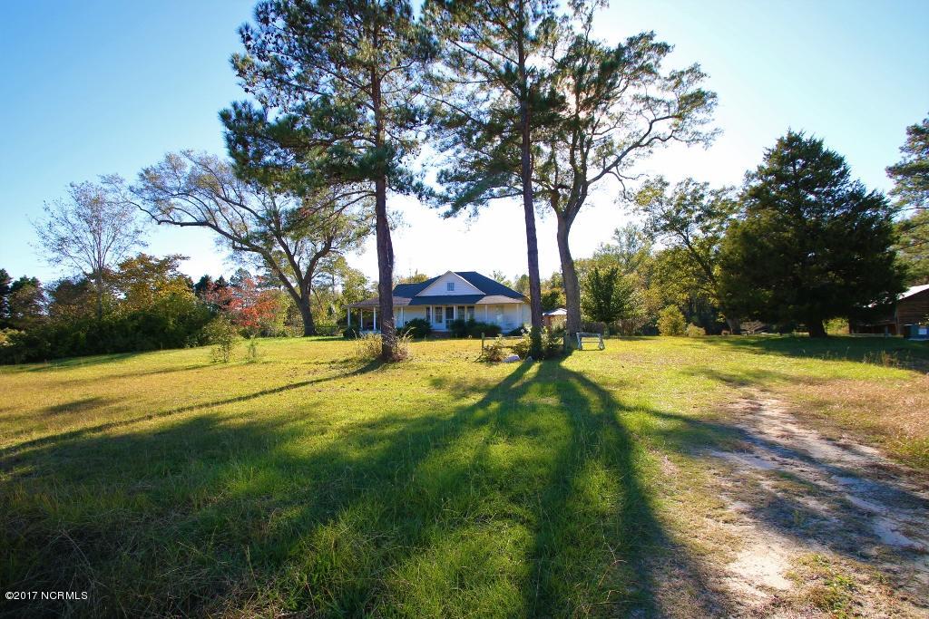 465 Andrews Road Red Springs, NC 28377 - Photo 5 of 50 4