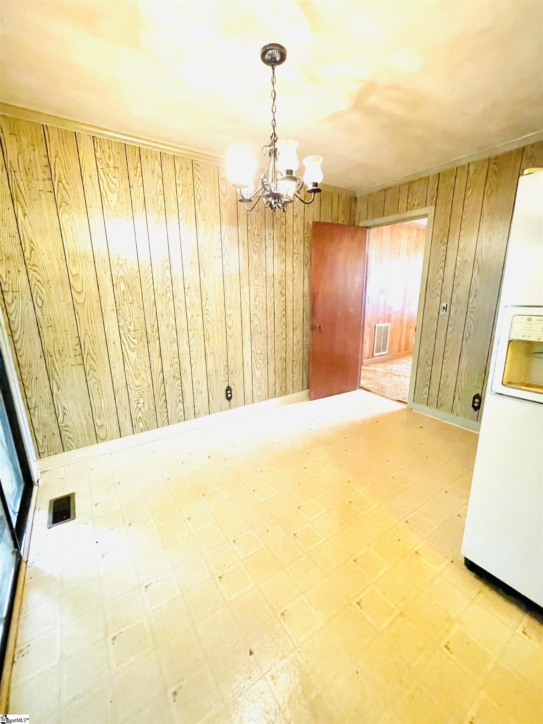 114 Riley Road Greenville, SC 29611 - Photo 7 of 31 Gallery Image 7