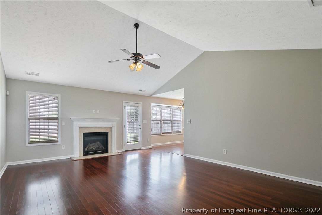 316 Ranier Drive Raeford, NC 28376 - Photo 7 of 50 Gallery Image 7
