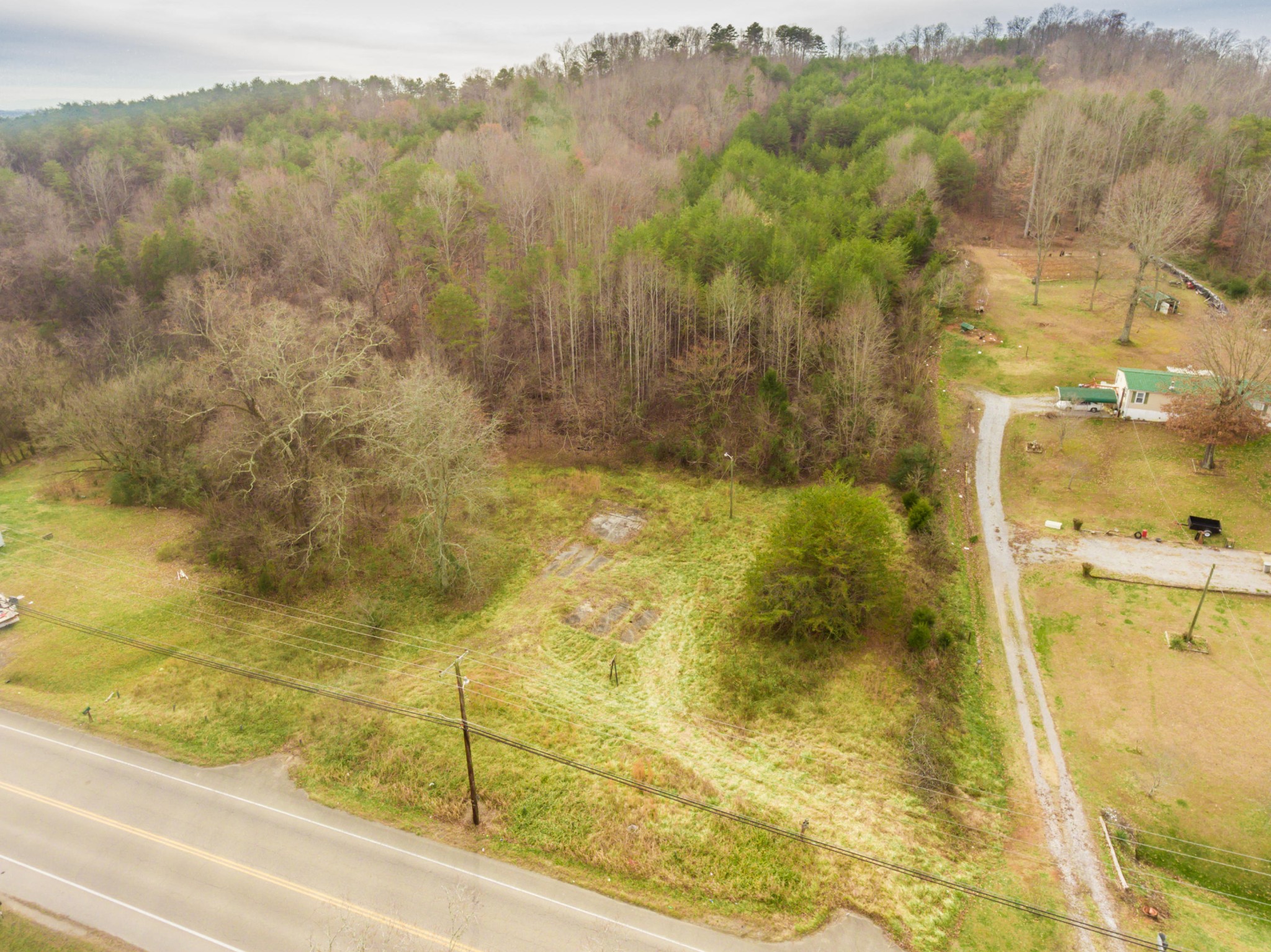31093111 Mine Road Mascot, TN 37806 - Photo 3 of 14 Gallery Image 3