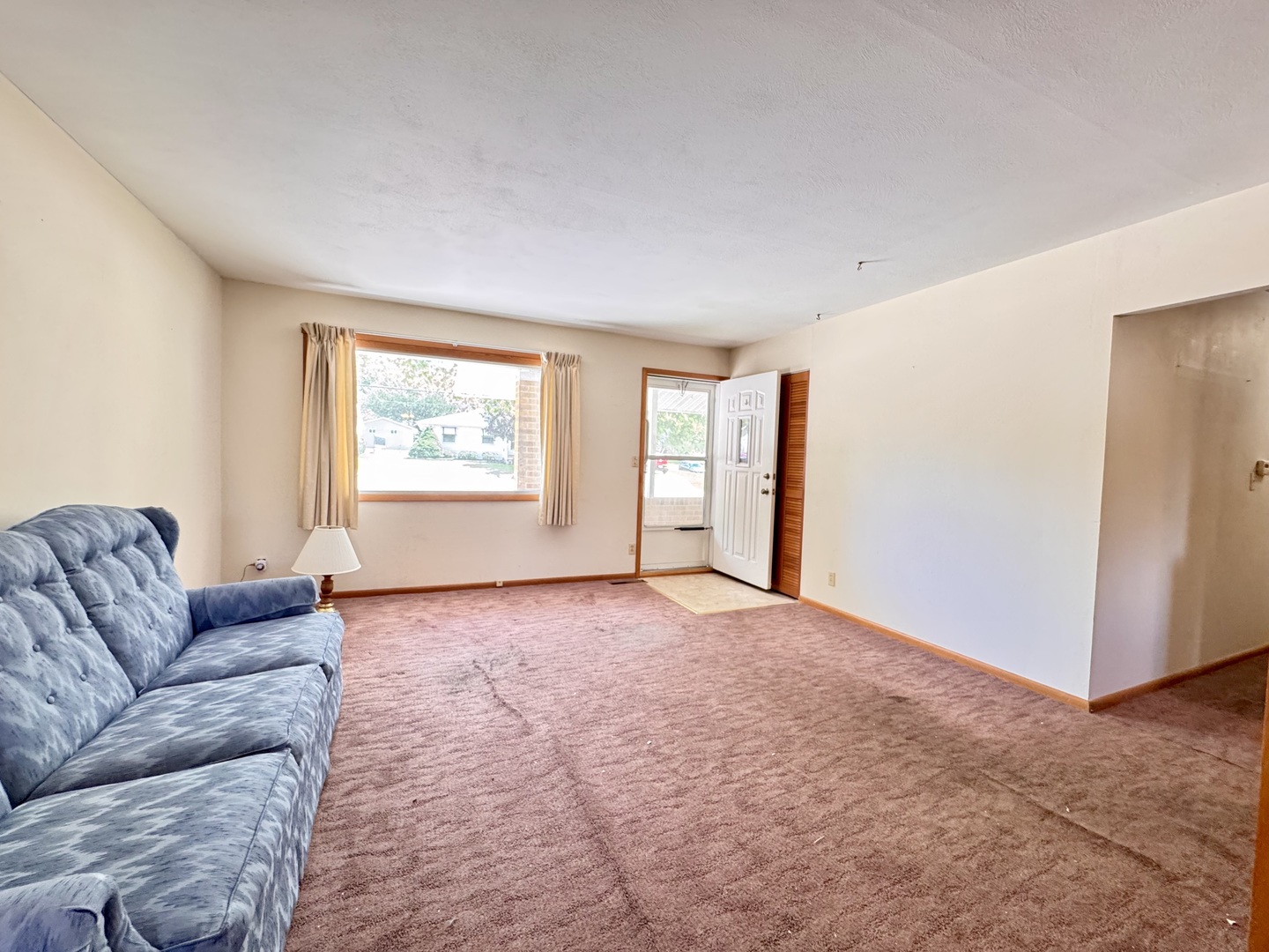 1203 4th Avenue Dixon, IL 61021 - Photo 2 of 13