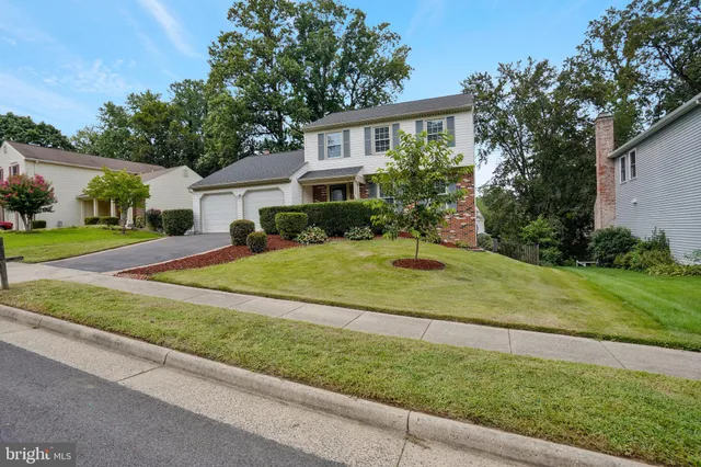 $787,000 | 8298 Lindside Way, Springfield, VA 22153