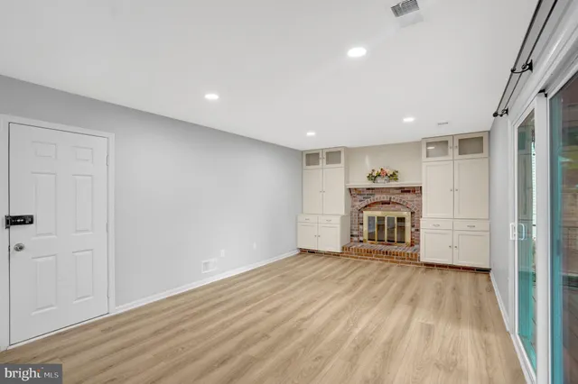 a view of a livingroom with a hard wood floor