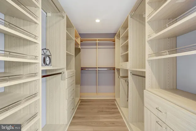 a view of walk in closet