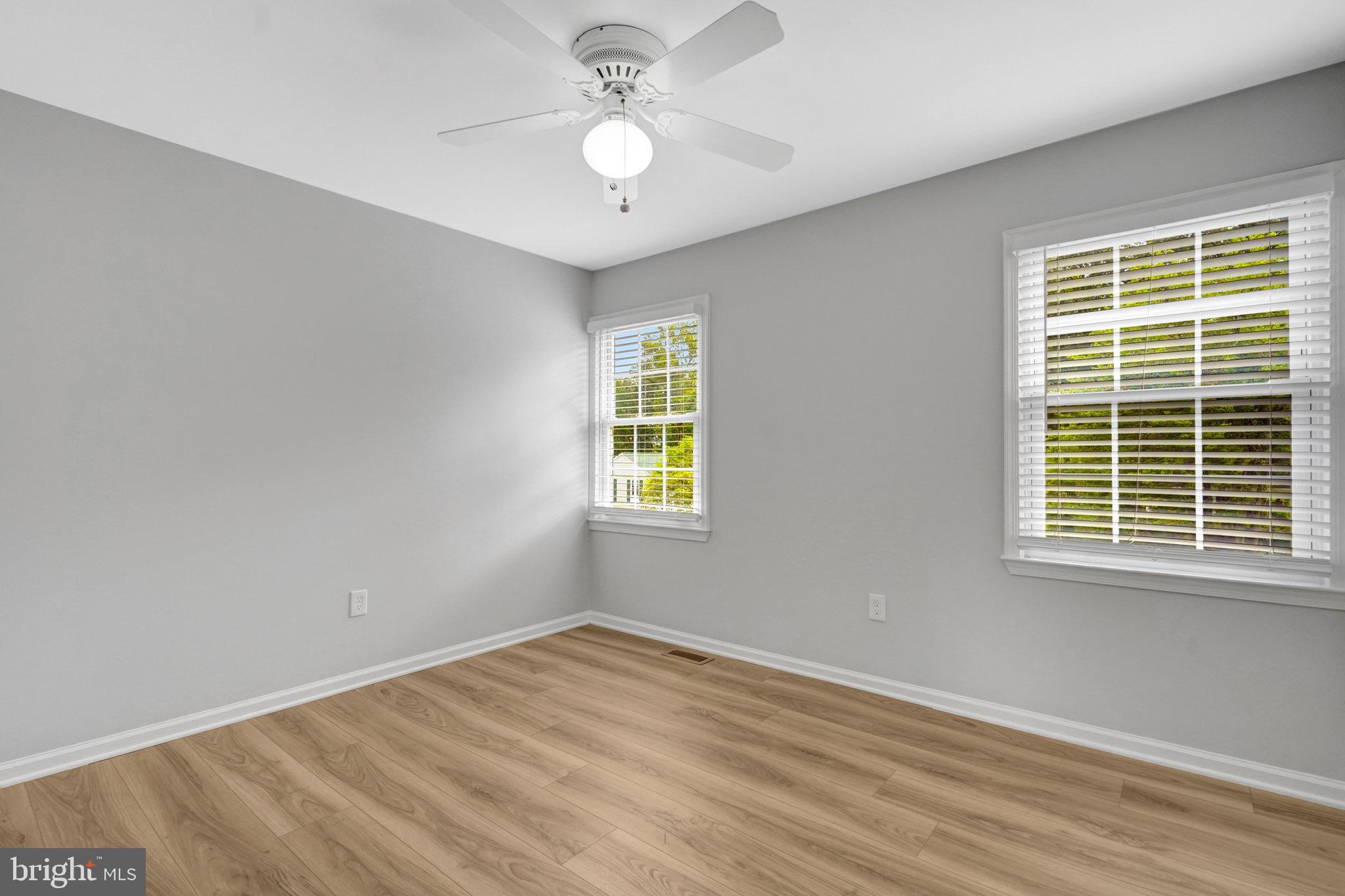 8298 Lindside Way Springfield, VA 22153 - Photo 26 of 38 a view of an empty room with a window
